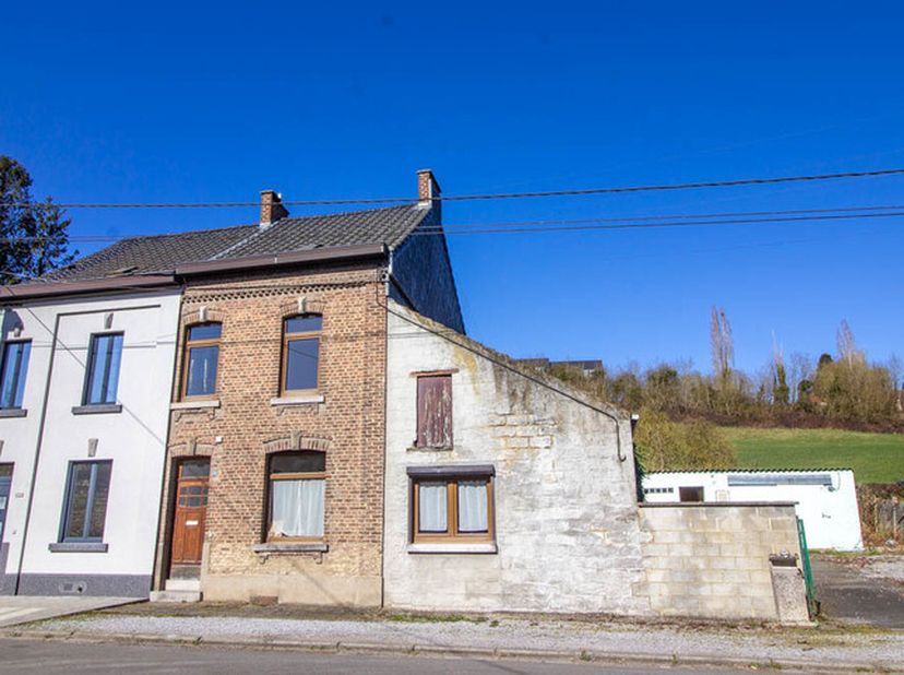 Huis te koop
                    in 6110 Marchienne-au-Pont