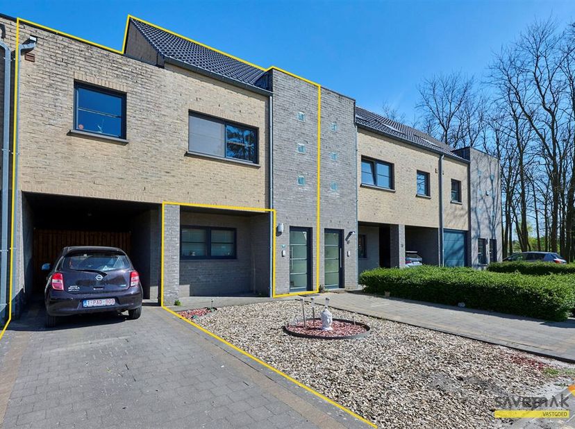 Bienvenue dans ce bel appartement proche du centre-ville de Leopoldsburg, idéal pour ceux qui recherchent un espace de vie frais et accueillant.&lt;br /&gt;