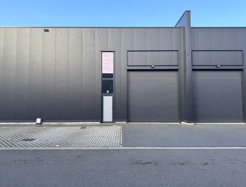                                         Bâtiment d’entreprise à louer à Genk, € 1.000
