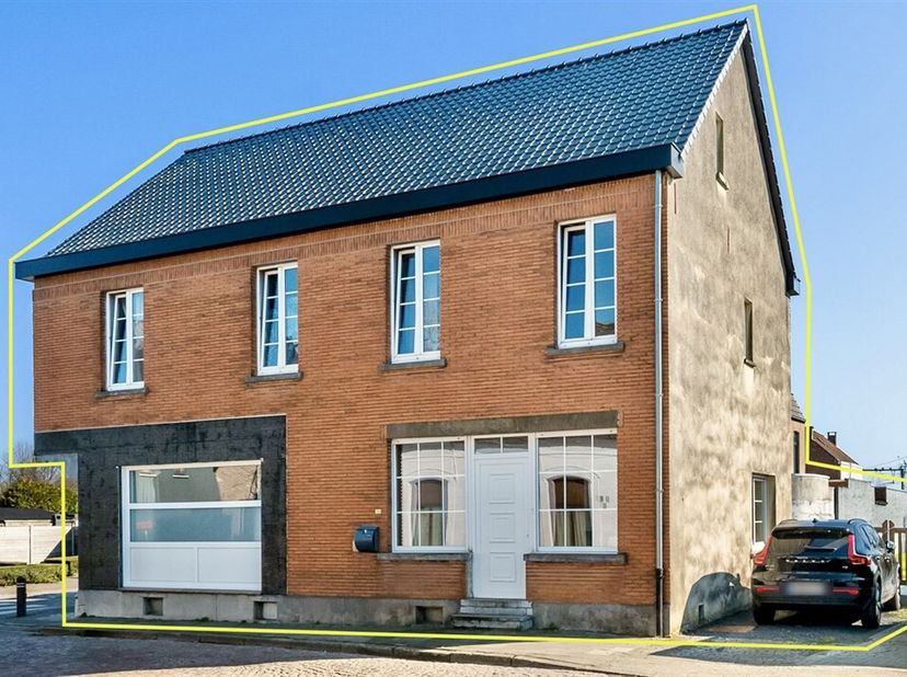 Maison à vendre
                    à 9260 Schellebelle