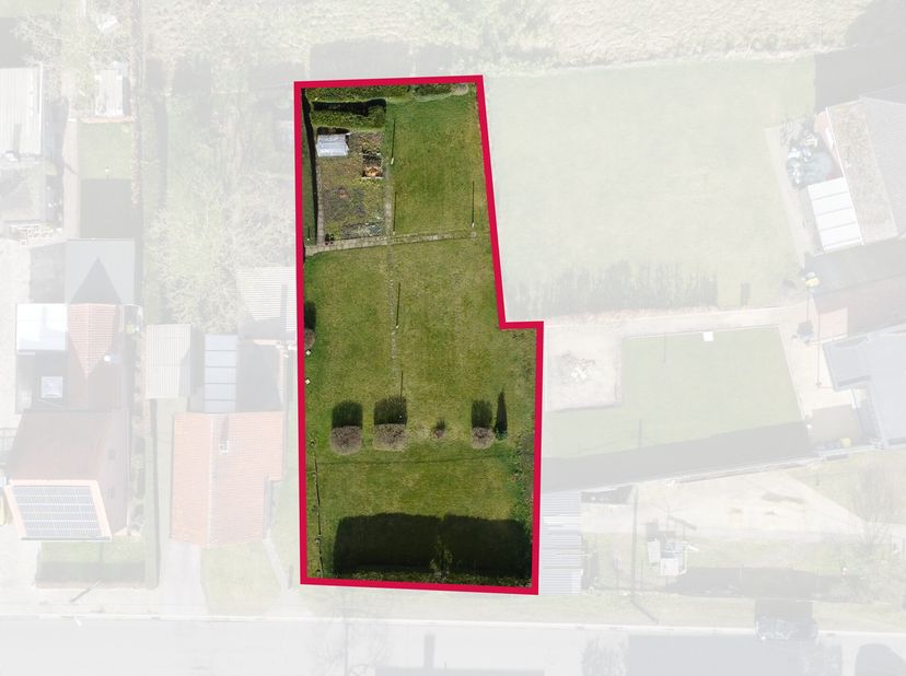 Deze centraal gelegen bouwgrond van 611 m² is gelegen tussen Arendonk en Retie vlakbij alle invalswegen.&lt;br /&gt;
De bouwgrond is 16 m breed en 38 m diep