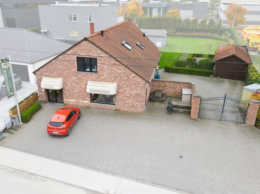 Bien professionnel à vendre
                    à 8570 Anzegem