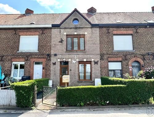                                         Maison à vendre à Amougies, € 179.000
