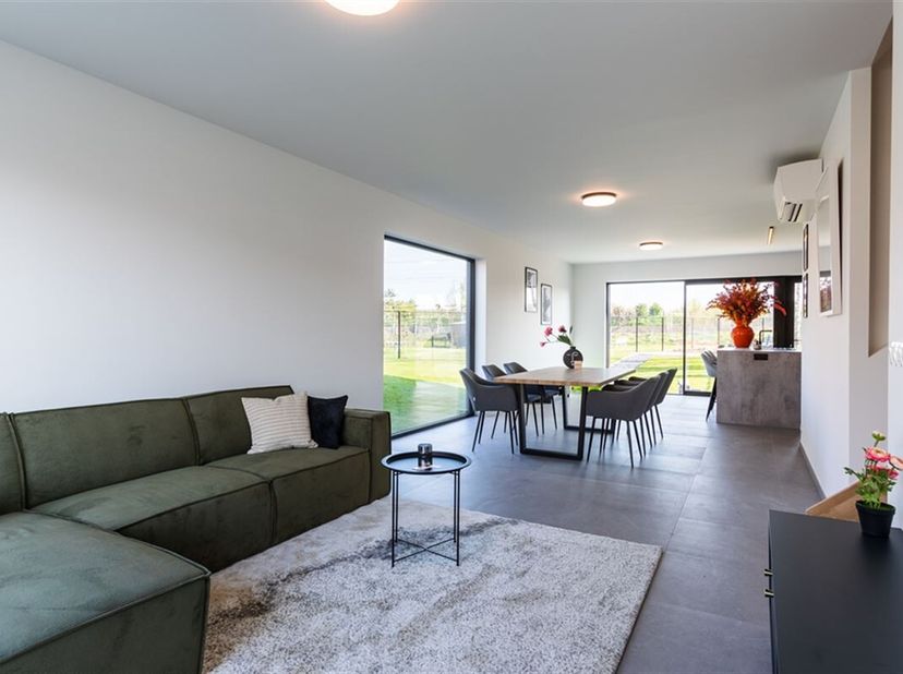 Bijzonder energiezuinige woning te Tielt-Winge (E-peil -15!)&lt;br /&gt;
Deze gloednieuwe woning met maar liefst 4 slaapkamers, een volledig uitgeruste keuk