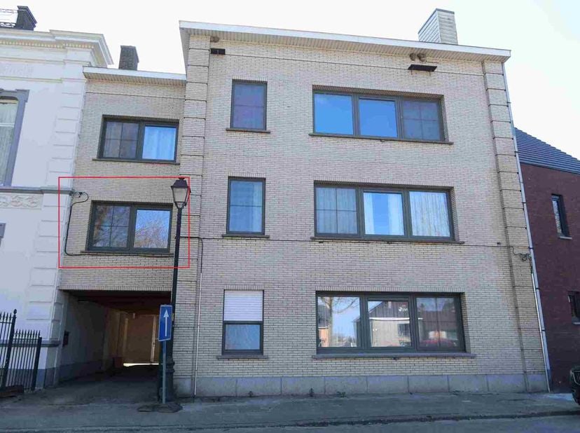 Appartement à louer
                    à 9260 Schellebelle