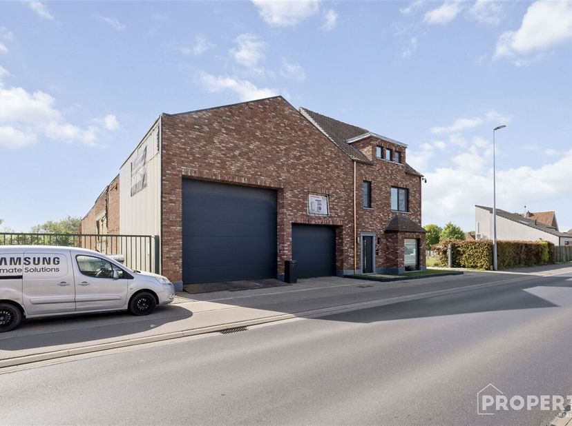 Spacieuse maison prête à être emménagée avec hangar de (m2) à vendre !&lt;br /&gt;
plan de la propriété :
