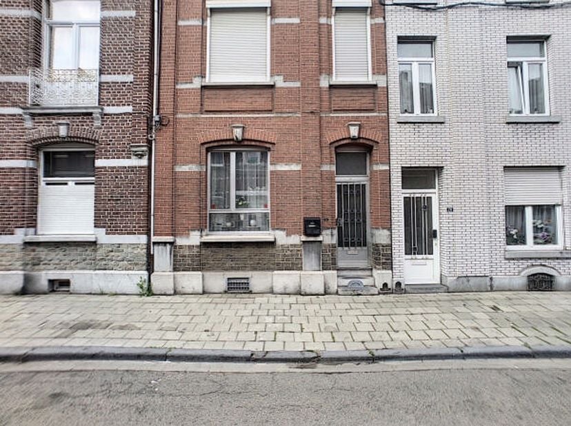 LIEGE (Bressoux) VIAGER OCCUPE maison 4 chambres véranda jardin, réserve d&#039;usufruit à vie sur une tête de 79 ans. rente mensuelle de 578euro/mois inde