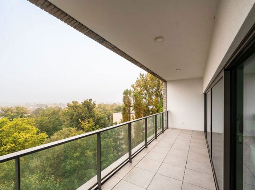 Elysia Park Silver , Wonen met een zilveren randje&lt;br /&gt;
Elysia Park Silver  erkende assistentiewoningen&lt;br /&gt;
Vlakbij het centrum van Edegem, aan de