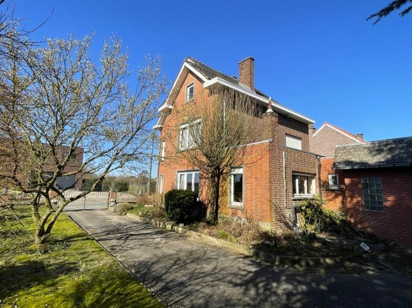 Maison à vendre
                    à 3360 Opvelp