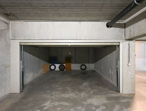                                         Garage te koop in Duinbergen, € 100.000
