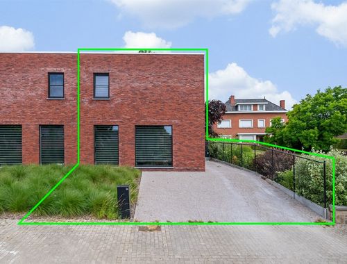                                         Maison à vendre à Deftinge, € 489.000
