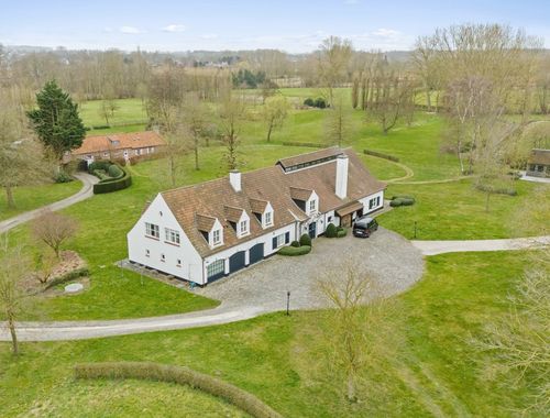                             Villa à vendre à Kruishoutem
