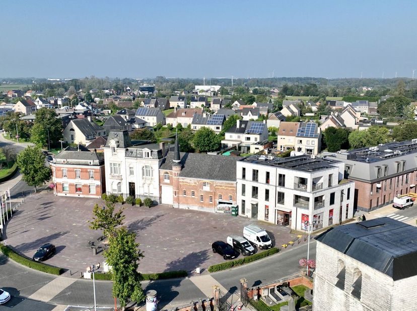 *Nouvelles conditions*Découvrez le commerce situé dans le tout nouveau projet résidentiel Heffena, au cur de Heffen, une section de la ville de Maline