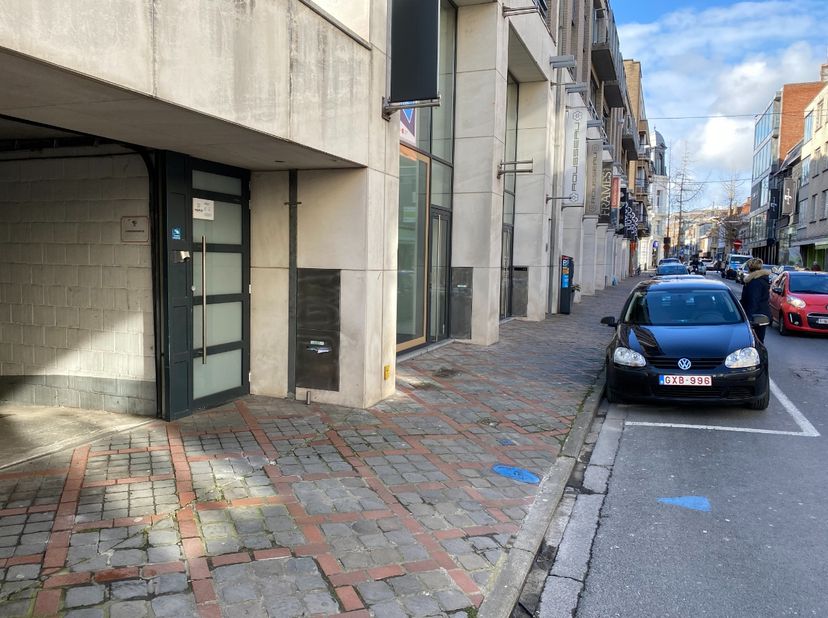 Garage à louer
                    à 8800 Roeselare