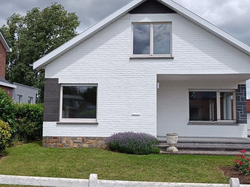 Maison à louer
                    à 9400 Denderwindeke
