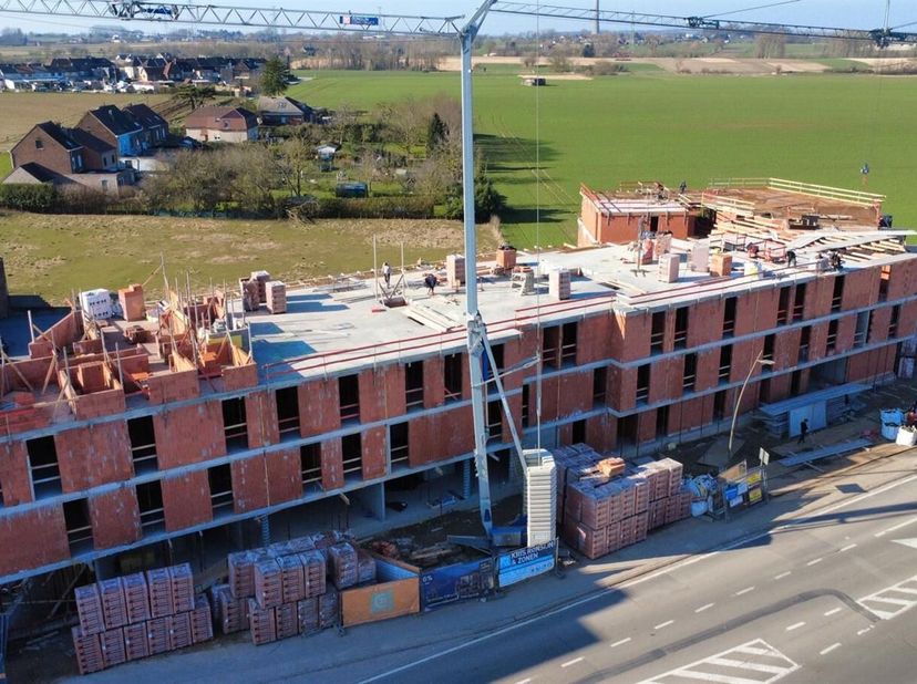 Het nieuwbouwproject Hallepoort is dankzij  haar strategische ligging een echte troef om te wonen. De appartementen bevinden zich op de invalsweg Brus