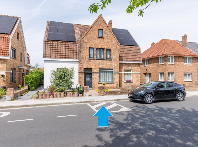 ASSEBROEK - STARTPRIJS  INSPIRERENDE en TIJDLOZE 3 à 4-slaapkamerwoning met een TUIN en uitweg naar achterliggende straat, BIJZONDER VLOT BEREIKBAAR G