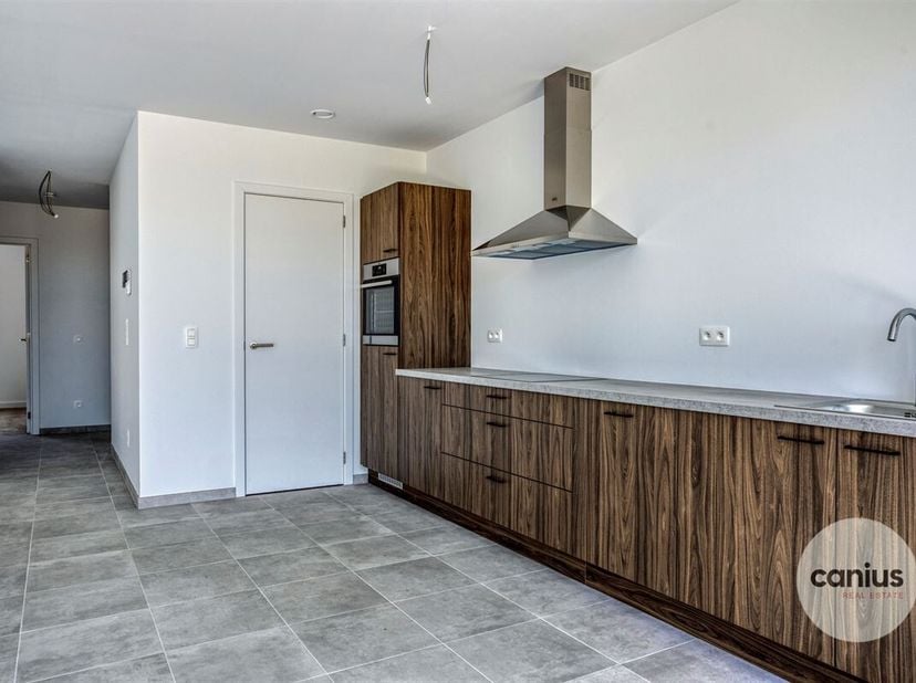 NOUVELLE CONSTRUCTION APP. AVEC 2 CHAMBRES, TERRASSE &amp; PARKING&lt;br /&gt;
A Beveren-Waas nous trouvons la résidence Oscar située à Walhof. Nous sommes à pr