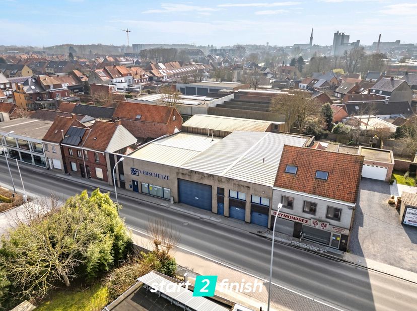 Bien professionnel à vendre
                    à 8870 Izegem