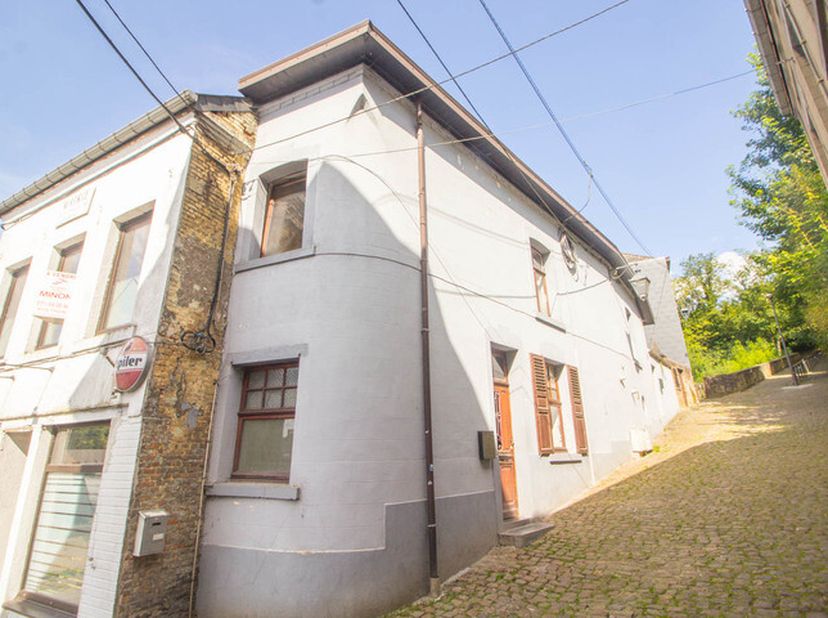 Huis te koop
                    in 6530 Thuin