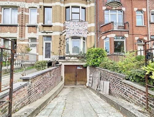                                         Appartementsgebouw te koop in Sint-Lambrechts-Woluwe, € 745.000

