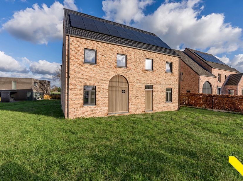 Huis te koop
                    in 2450 Meerhout