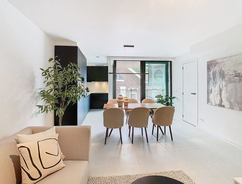                                         Appartement à louer à Bilzen, € 1.000
