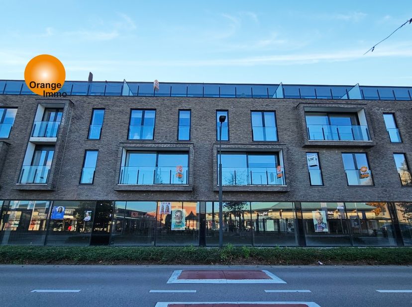 Comfortabel appartement met 2 terrassen, op de bovenste verdieping van residentie De Mispelaer. &lt;br /&gt;
Een appartement, voor wie wil wonen in een geze