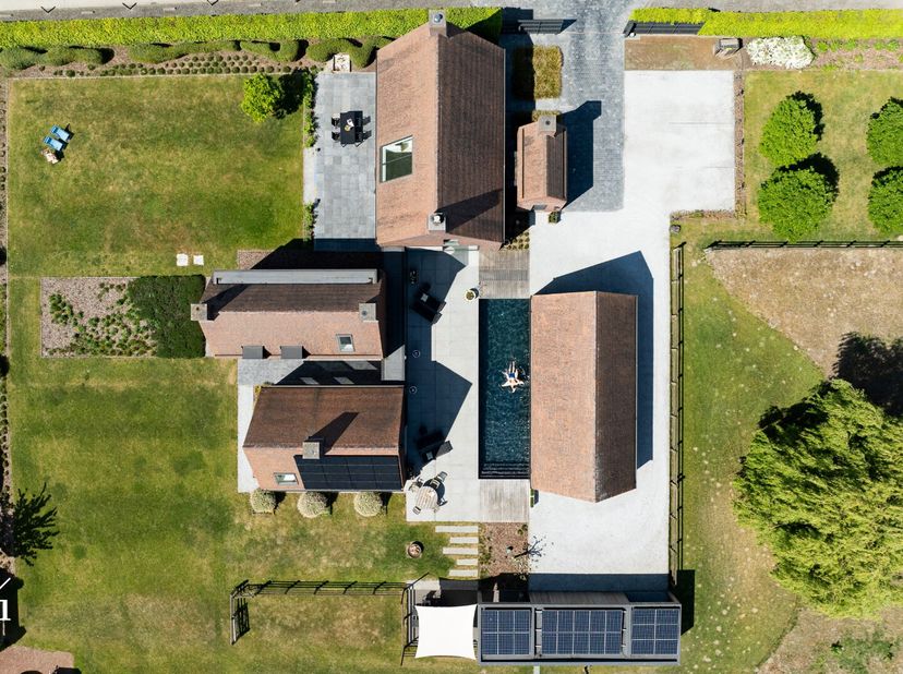 U kan de documenten downloaden en de woning virtueel bezoeken op www.irres.be.&lt;br /&gt;
Bijkomende info en bezoeken via Manu op Manu@irres.be of bel 0474