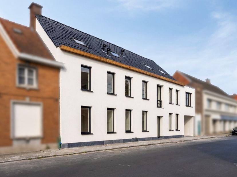 [[ DIT PAND NEEMT DEEL AAN DE ERA OPEN HUIZEN DAG OP 4/7 VAN 16:00 TOT 18:00 ]] Gerenoveerd éénslaapkamerappartement te koop in kleinschalige, gezelli