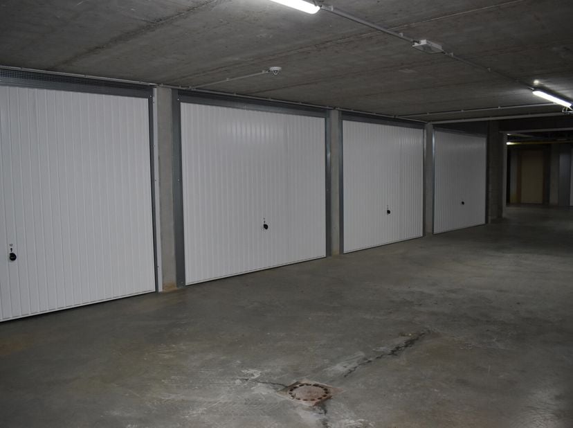 Garage à vendre
                    à 1745 Opwijk