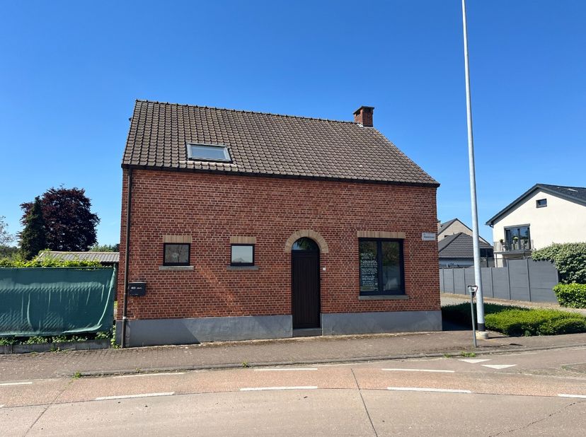 BEZOEKAANVRAGEN UITSLUITEND VIA MIJN HUURPROFIEL, KLIK OP DE CONTACTKNOP OM UW BEZOEK AAN TE VRAGEN: Gezellige vrijstaande woning te huur in Heusden-Z