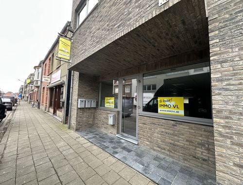                                         Bureaux à louer à Geel, € 1.950
