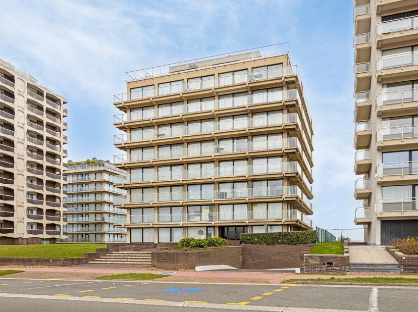 De Panne  Op te frissen studio op toplocatie vlak bij zee en duinen! Ontdek deze op te frissen studio in de residentie SUPER 8, ideaal gelegen op enke