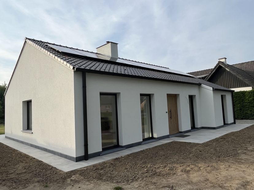 Maison à louer
                    à 9840 De Pinte