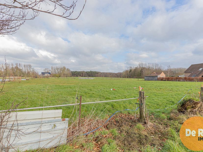 SERSKAMP - Bouwgrond voor open bebouwing met landelijk uitzicht. LOT 1&lt;br /&gt;
Bent u op zoek naar een centrale locatie om uw droomhuis te bouwen? Deze