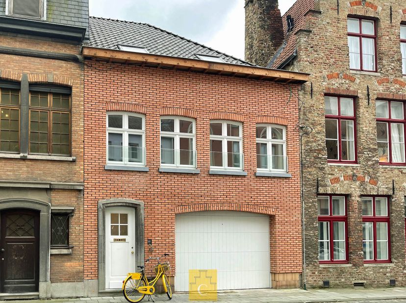 Maison à louer
                    à 8000 Brugge