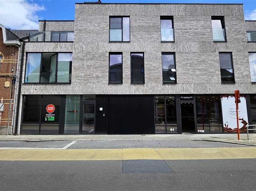 Bien professionnel à louer
                    à 1840 Londerzeel