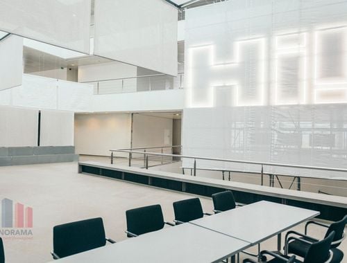                                         Espace de bureaux à louer à Grimbergen, € 7.709
