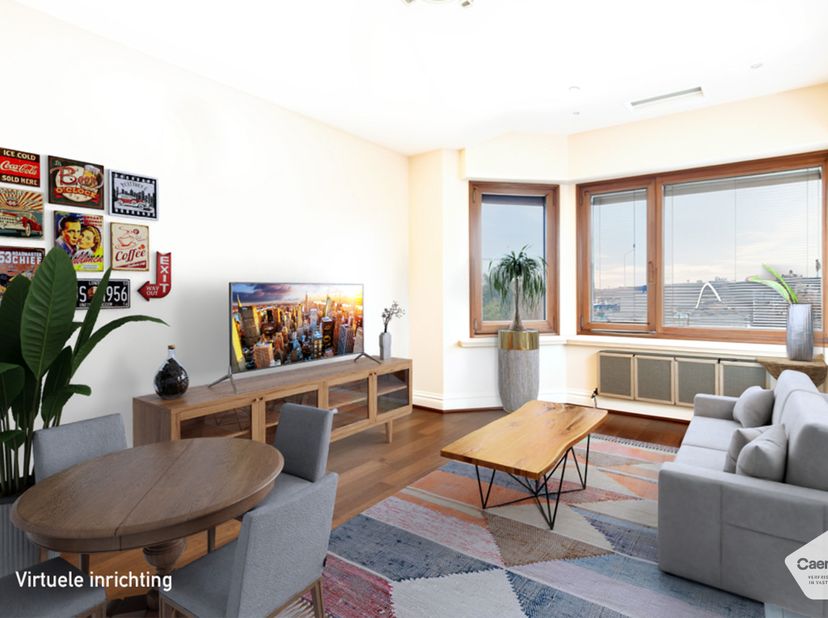 Dit appartement, gelegen op de eerste verdieping, biedt veel potentieel voor een renovatie naar eigen smaak. Het beschikt over twee slaapkamers, ideaa