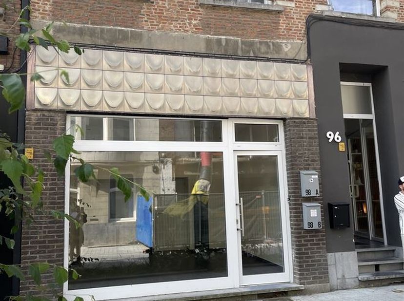 Bien professionnel à louer
                    à 2800 Mechelen