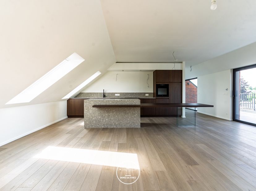 Emplacement:&lt;br /&gt;
Cette petite résidence, appelée Â Valeria Â, est idéale pour ceux qui aiment le calme et la nature.&lt;br /&gt;
Toutefois, les commerces,