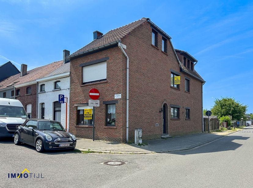 Maison à vendre
                    à 9320 Erembodegem