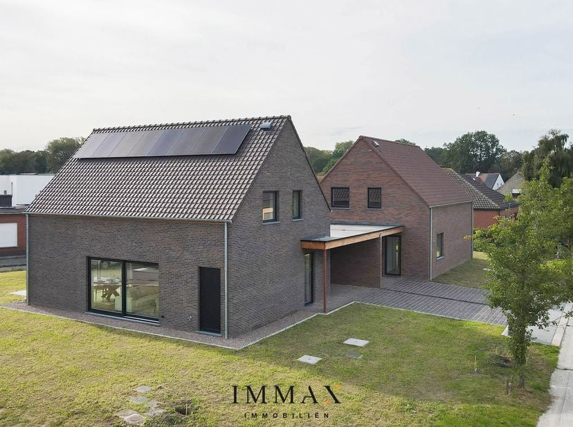 Huis te koop
                    in 8020 Oostkamp