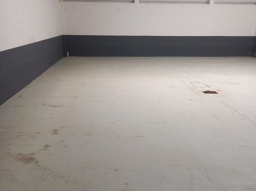 Bien professionnel à louer
                    à 3500 Hasselt