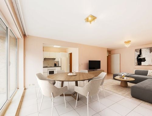                                         Appartement à louer à Tielt, € 785
