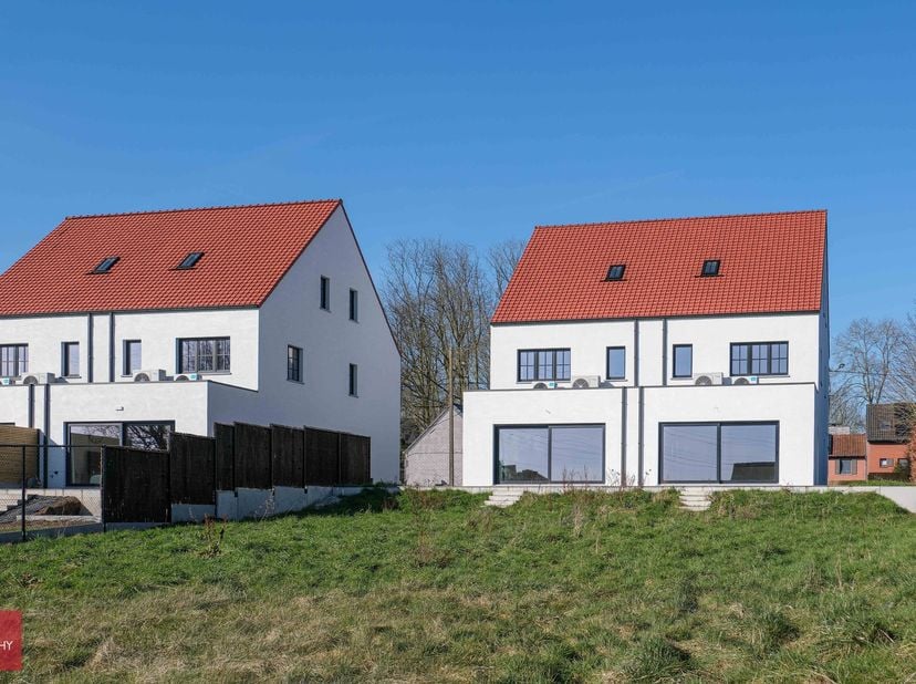 Maison à vendre
                    à 8553 Otegem