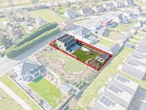                                         Woning te koop in Poperinge, € 655.000
