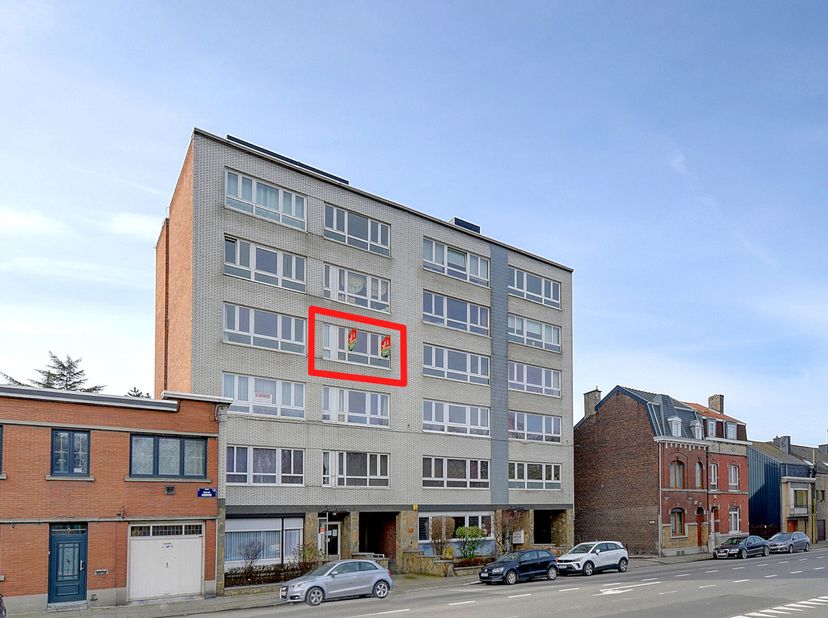 Visite virtuelle : https://my.matterport.com/show/?m=ykaFYZyRyv5. L&#039;immobilière SCIARA a le plaisir de vous proposer ce bel appartement (PEB:B) 1 cham