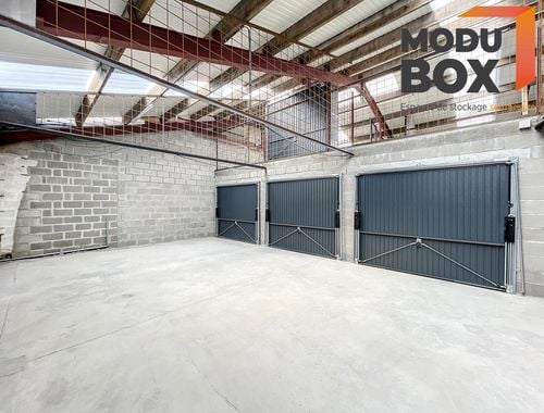                                         Garage te huur in Gesves, € 650
